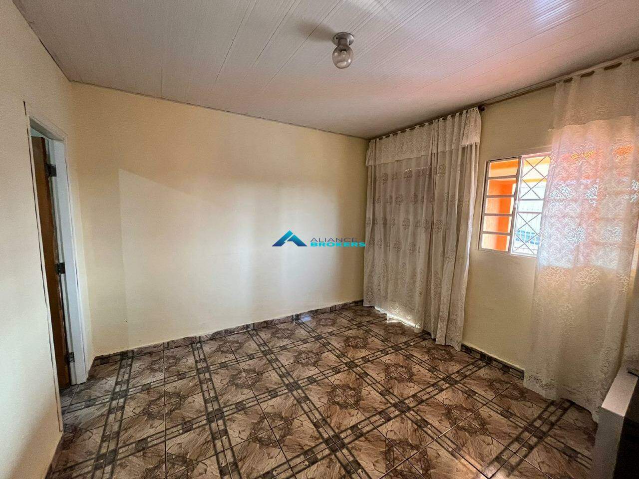 Casa à venda com 3 quartos, 242m² - Foto 7