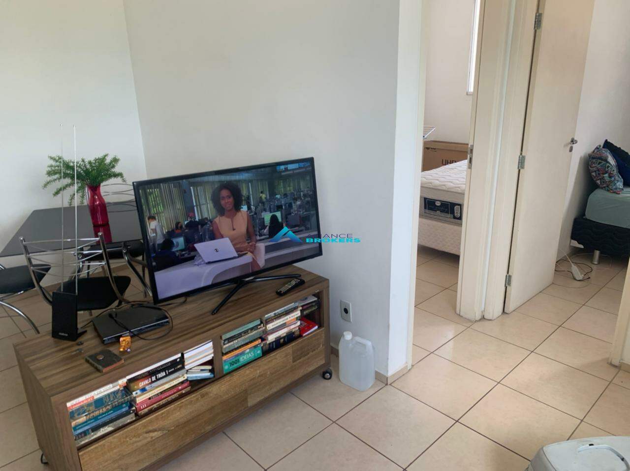 Apartamento à venda com 2 quartos, 54m² - Foto 2