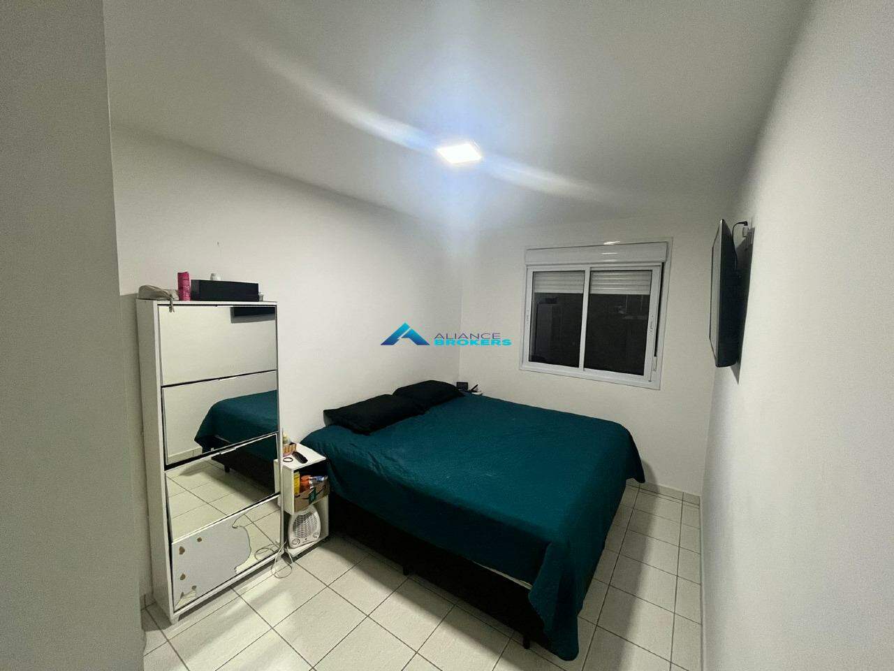 Apartamento para alugar com 2 quartos, 61m² - Foto 7