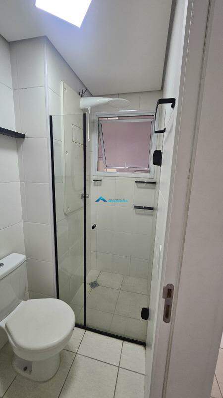 Apartamento para alugar com 2 quartos, 61m² - Foto 13