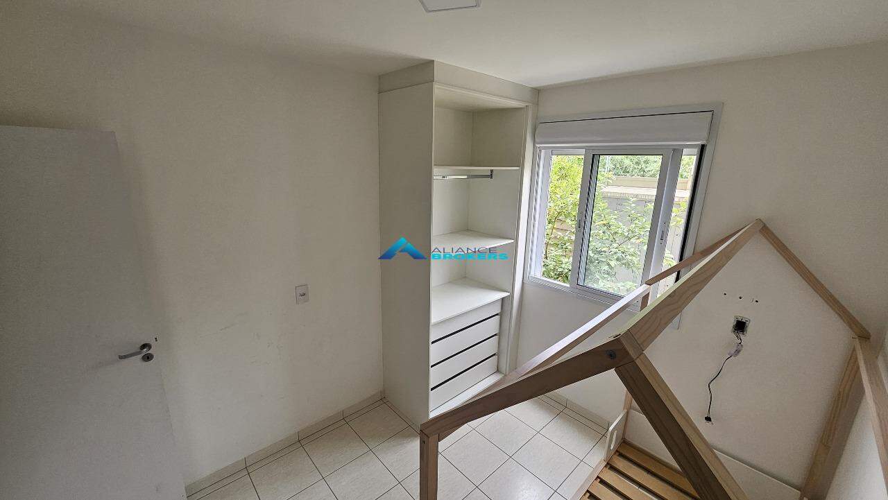 Apartamento para alugar com 2 quartos, 61m² - Foto 17