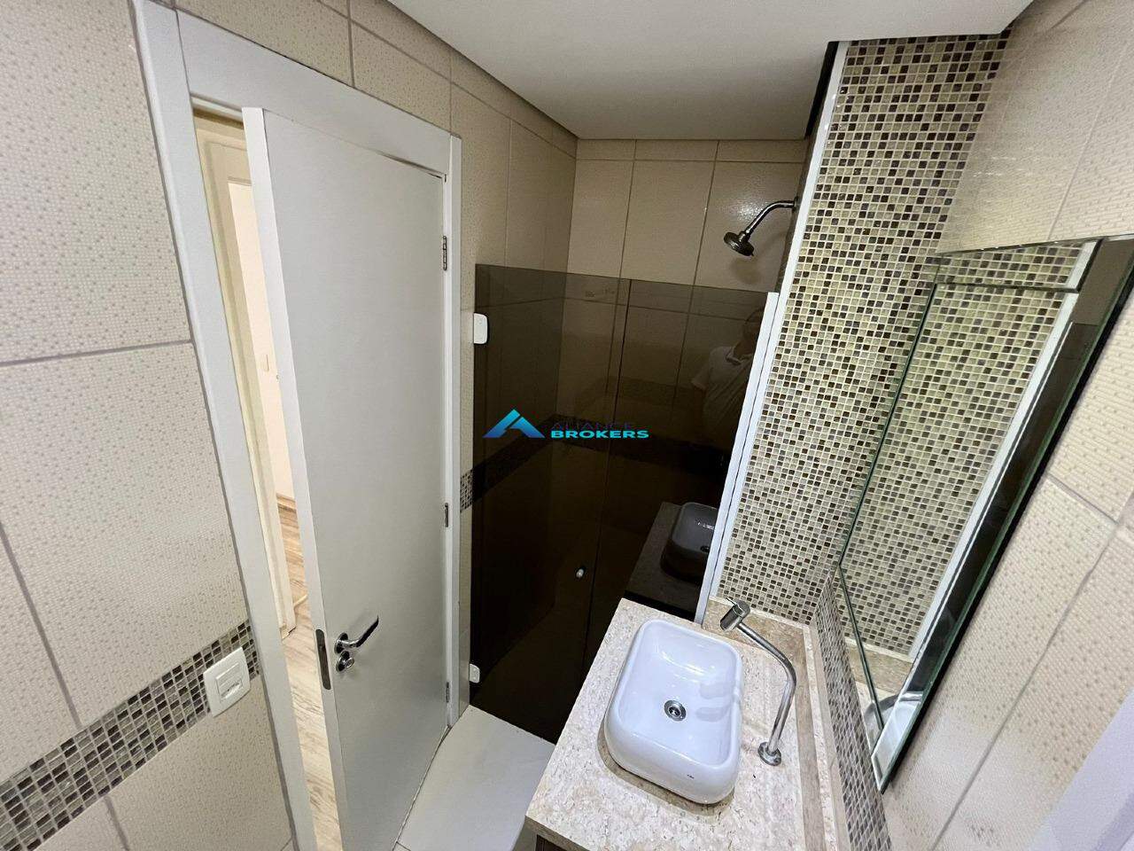 Apartamento à venda com 2 quartos, 56m² - Foto 13