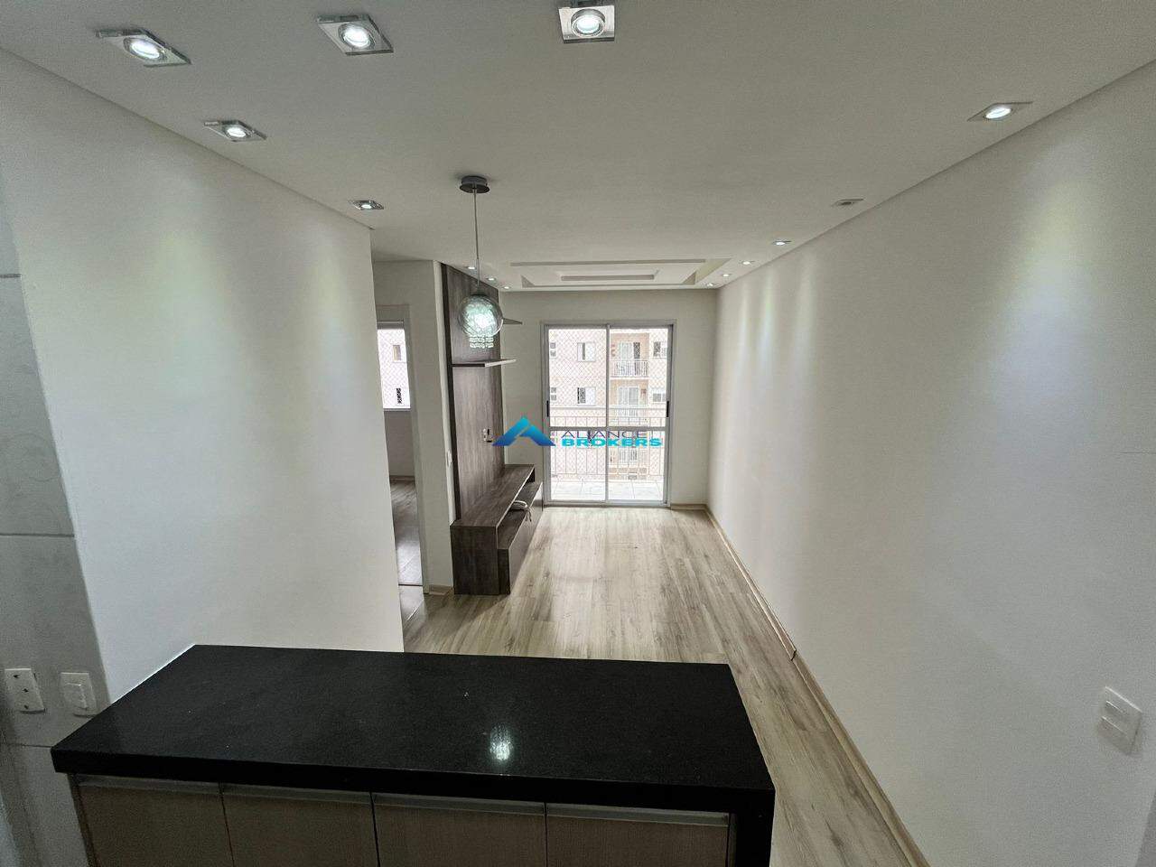 Apartamento à venda com 2 quartos, 56m² - Foto 4