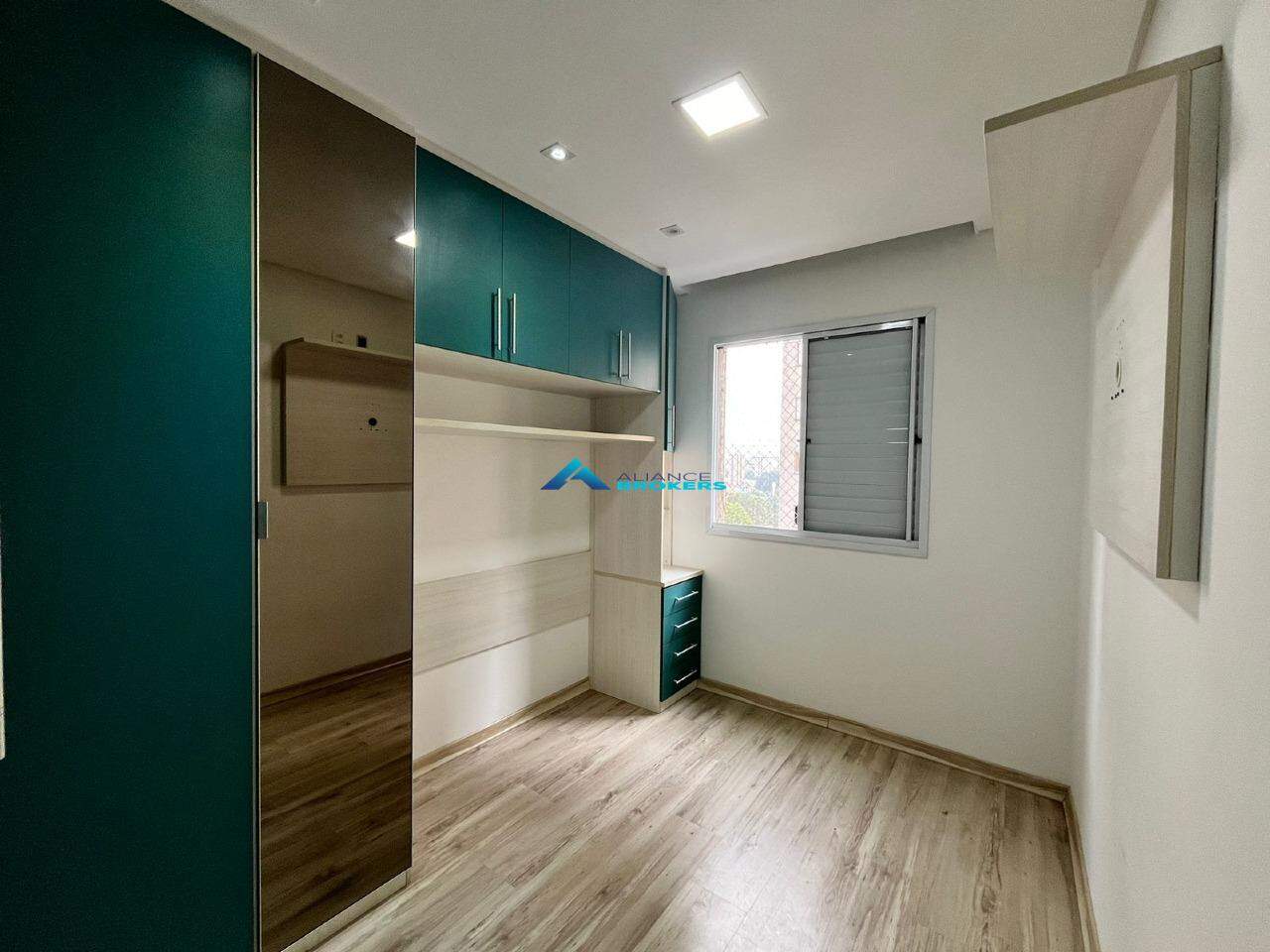 Apartamento à venda com 2 quartos, 56m² - Foto 17