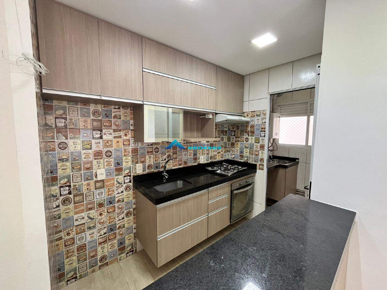 Apartamento à venda com 2 quartos, 56m² - Foto 10