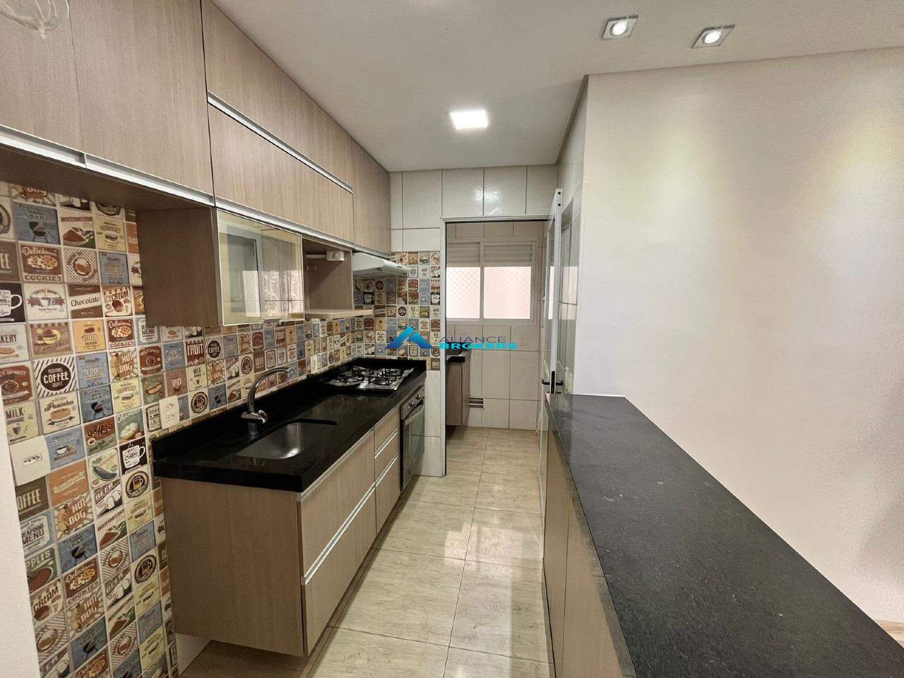 Apartamento à venda com 2 quartos, 56m² - Foto 9