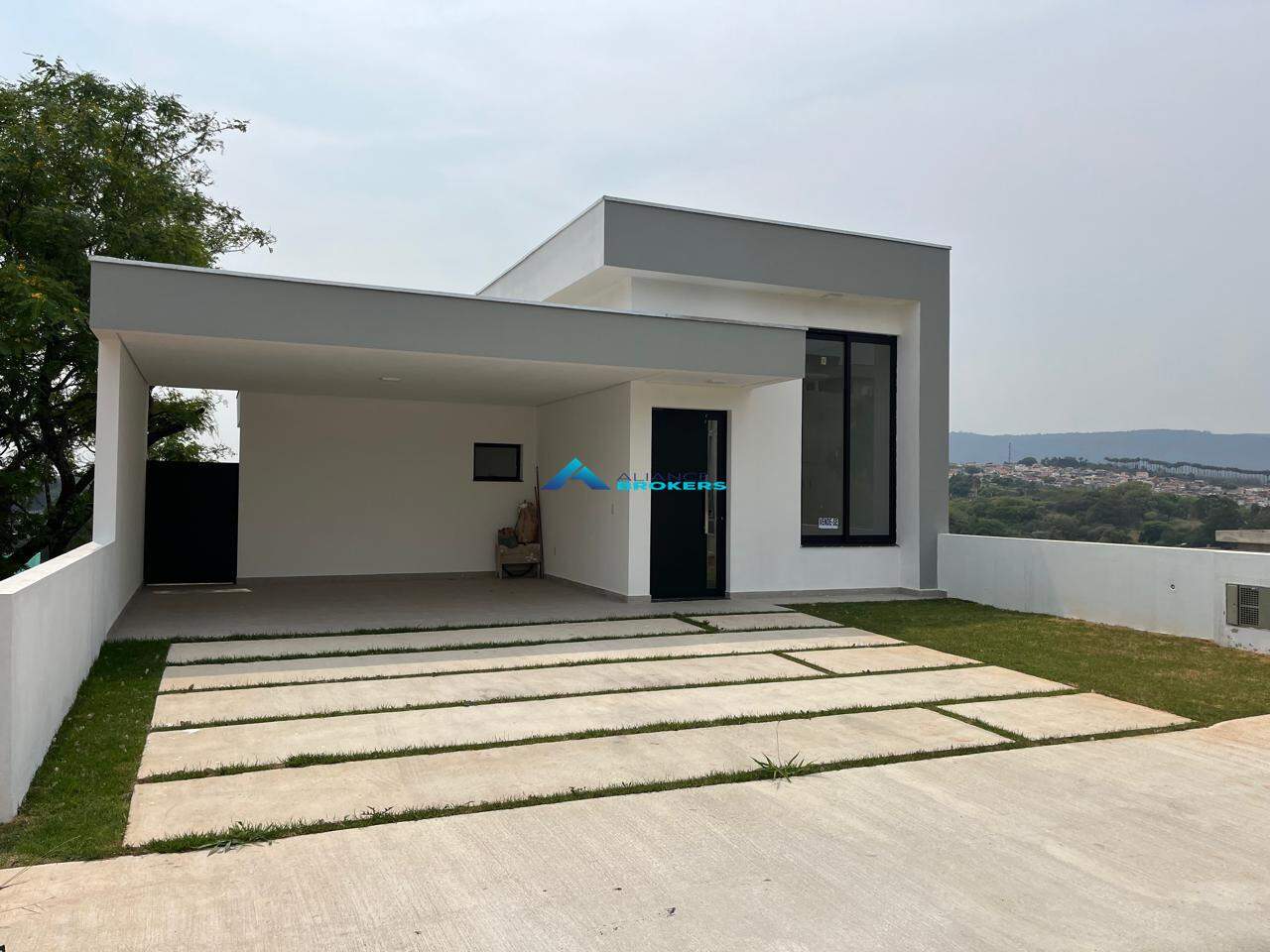 Casa à venda com 3 quartos, 179m² - Foto 3