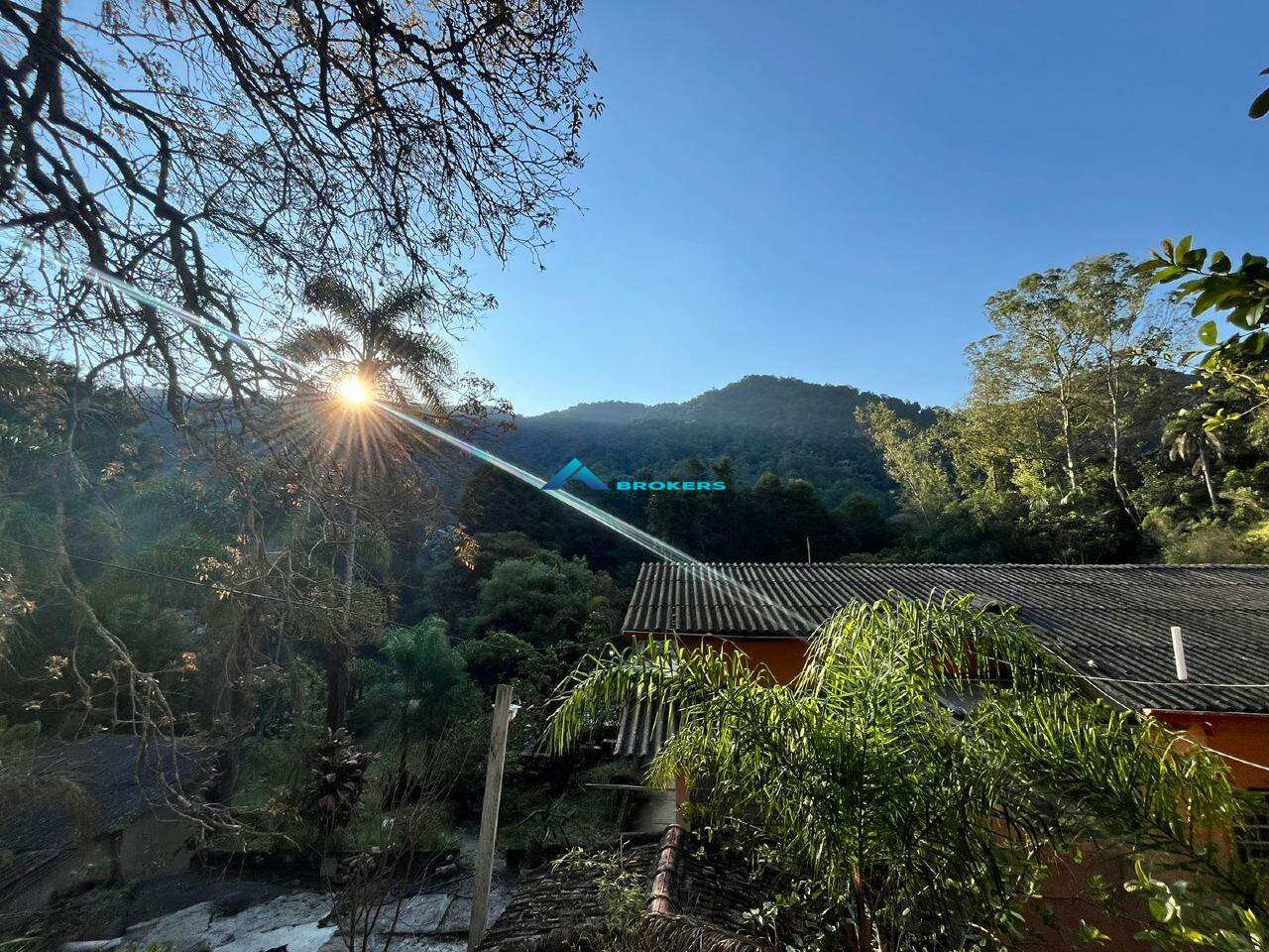 Fazenda à venda com 6 quartos, 600m² - Foto 23