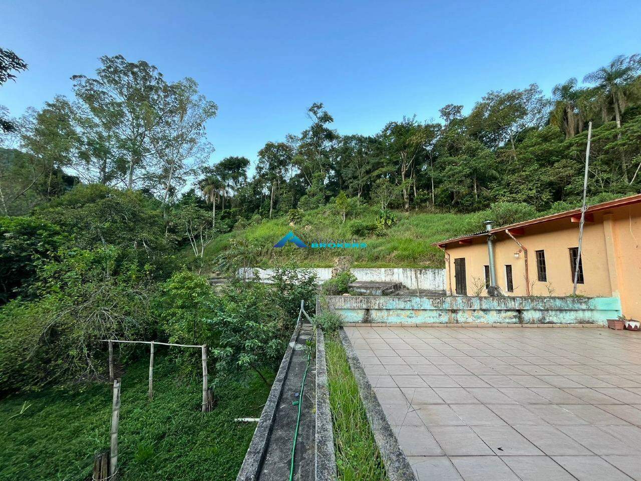 Fazenda à venda com 6 quartos, 600m² - Foto 16