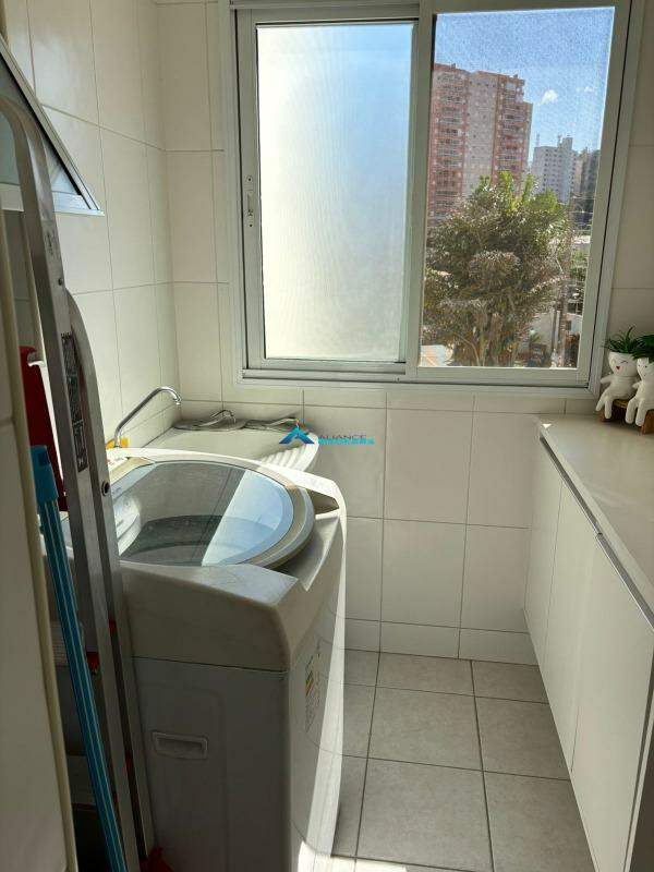 Apartamento à venda com 3 quartos, 86m² - Foto 15