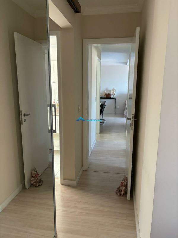 Apartamento à venda com 3 quartos, 86m² - Foto 2