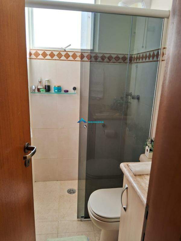 Apartamento à venda com 2 quartos, 58m² - Foto 16