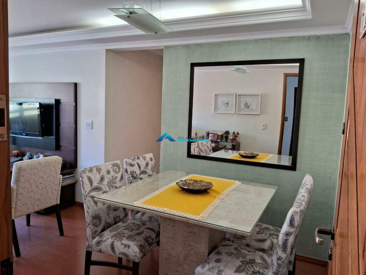 Apartamento à venda com 2 quartos, 58m² - Foto 11