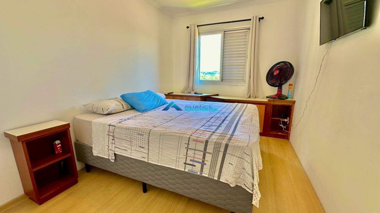 Apartamento à venda com 2 quartos, 64m² - Foto 15