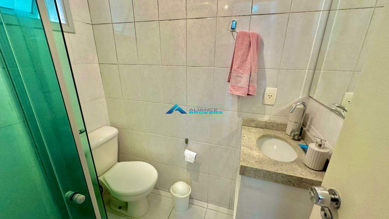 Apartamento à venda com 2 quartos, 64m² - Foto 13