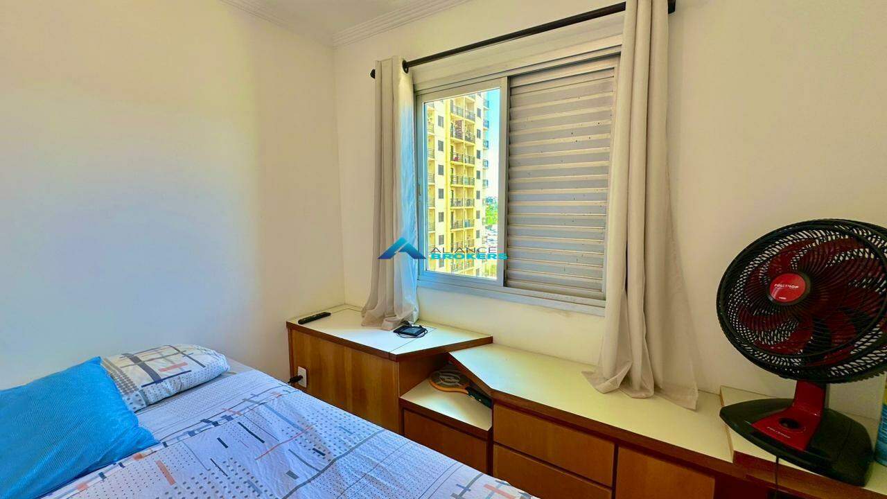 Apartamento à venda com 2 quartos, 64m² - Foto 10