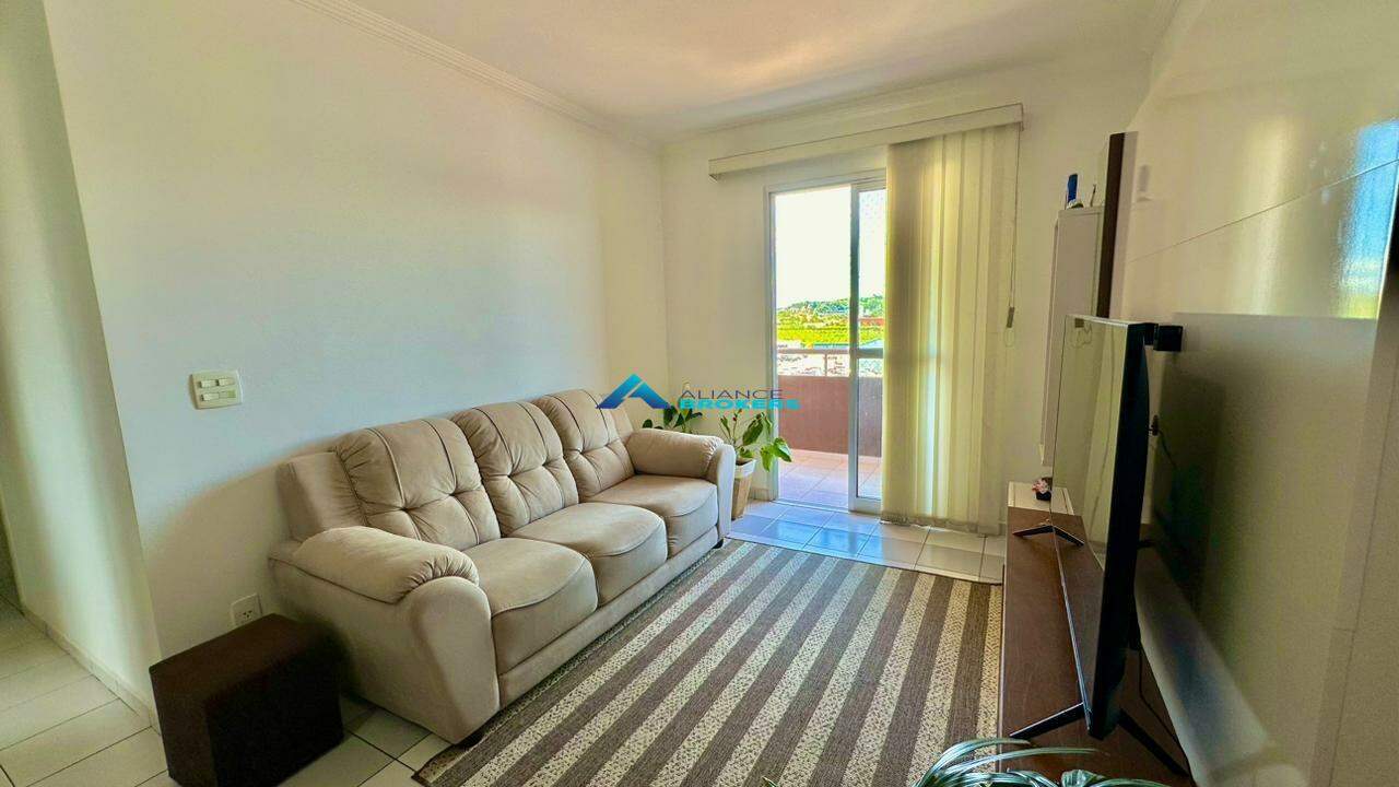 Apartamento à venda com 2 quartos, 64m² - Foto 23