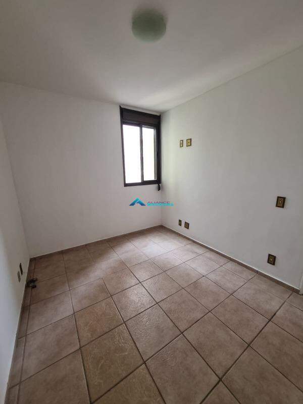 Apartamento para alugar com 2 quartos, 56m² - Foto 6