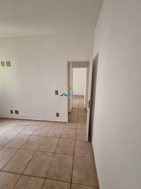 Apartamento para alugar com 2 quartos, 56m² - Foto 8