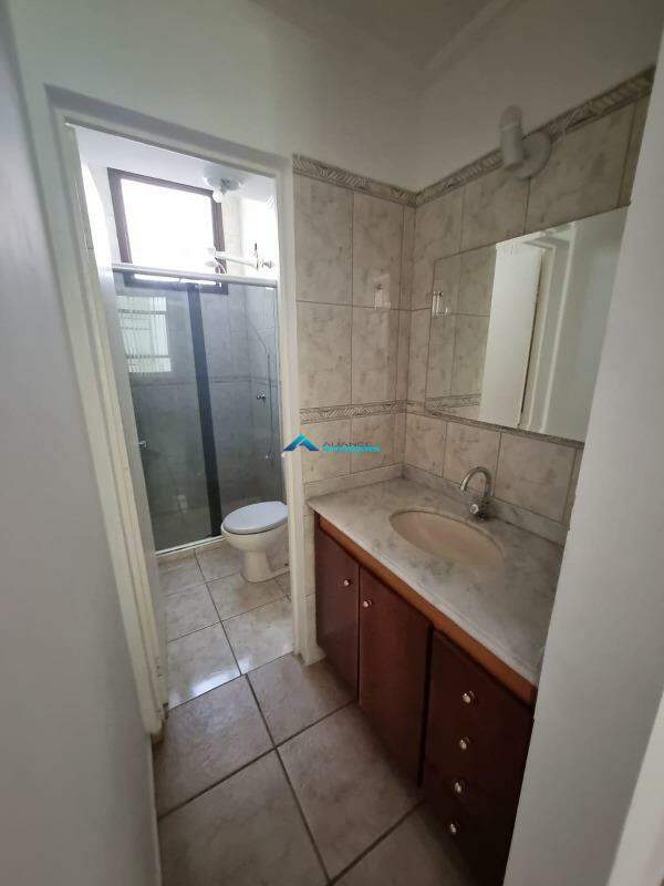 Apartamento para alugar com 2 quartos, 56m² - Foto 7