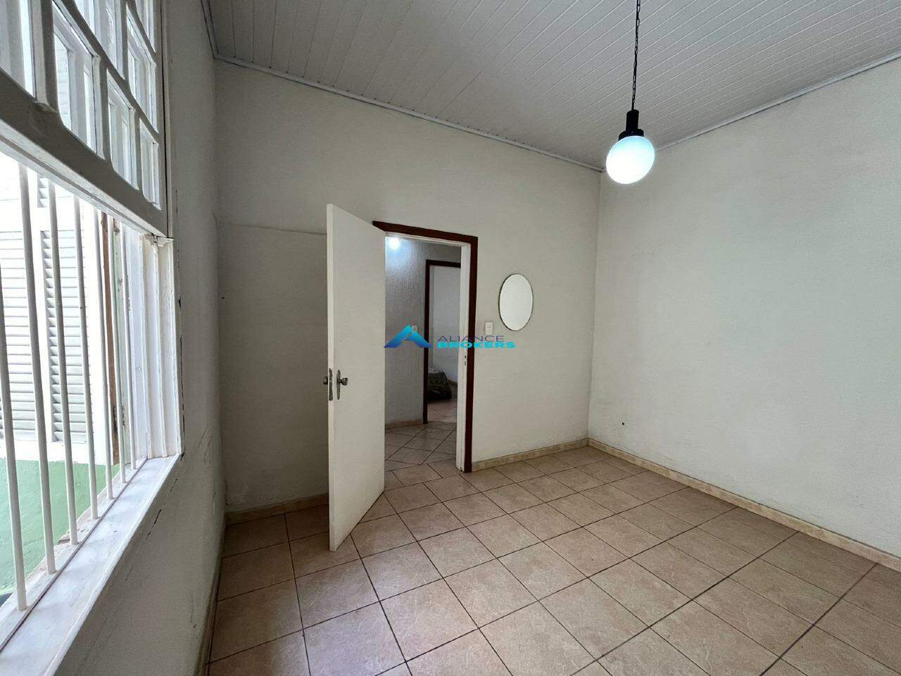 Casa à venda com 3 quartos, 137m² - Foto 11