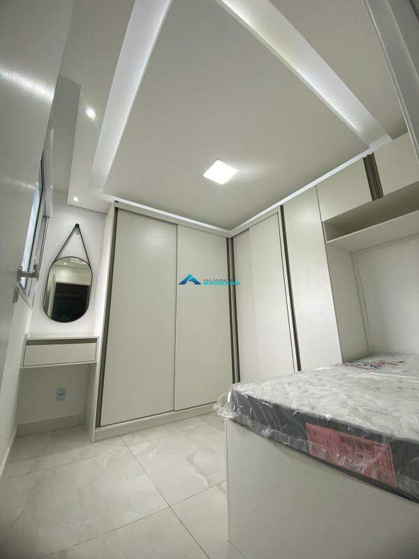 Apartamento à venda com 2 quartos, 46m² - Foto 3