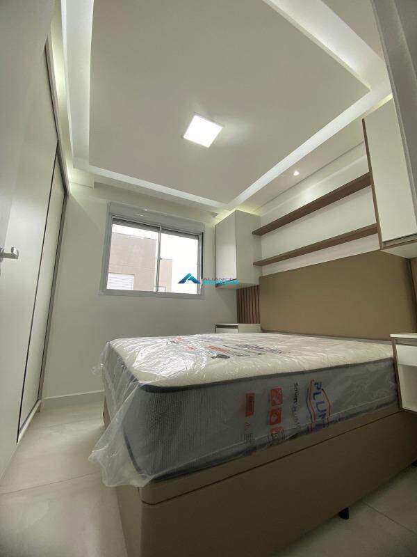 Apartamento à venda com 2 quartos, 46m² - Foto 6