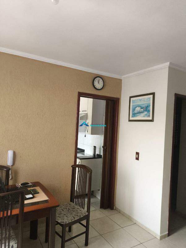 Apartamento à venda com 2 quartos, 49m² - Foto 2