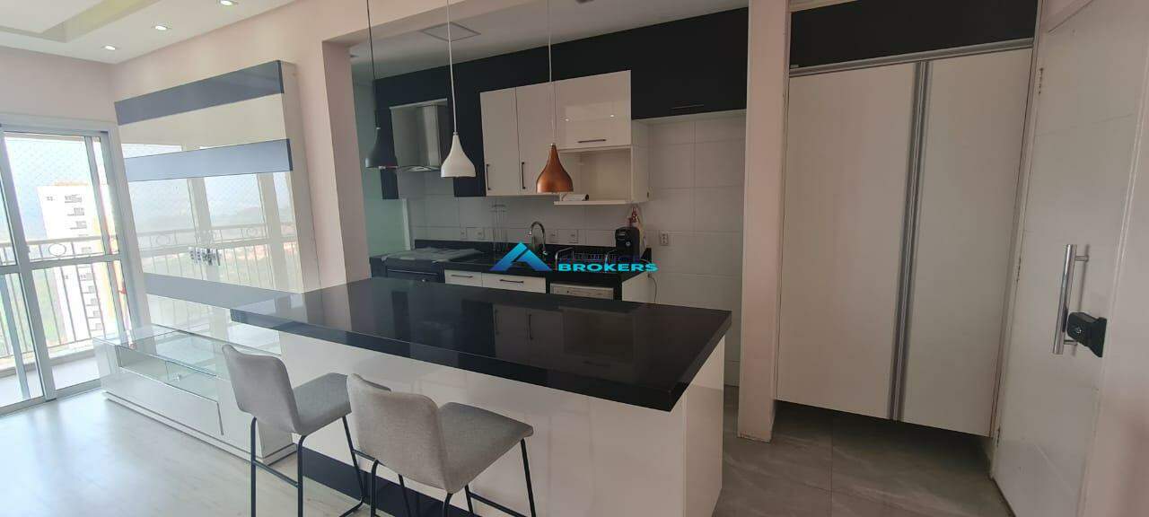 Apartamento à venda com 3 quartos, 80m² - Foto 4