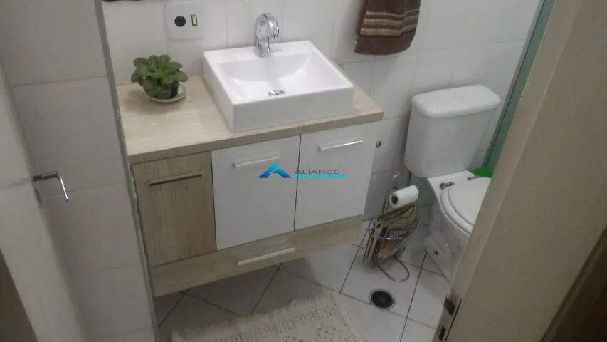 Apartamento à venda com 2 quartos, 65m² - Foto 8