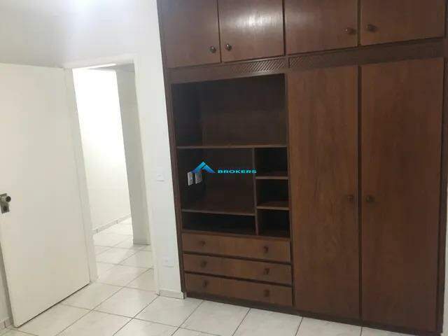 Apartamento para alugar com 2 quartos, 85m² - Foto 8