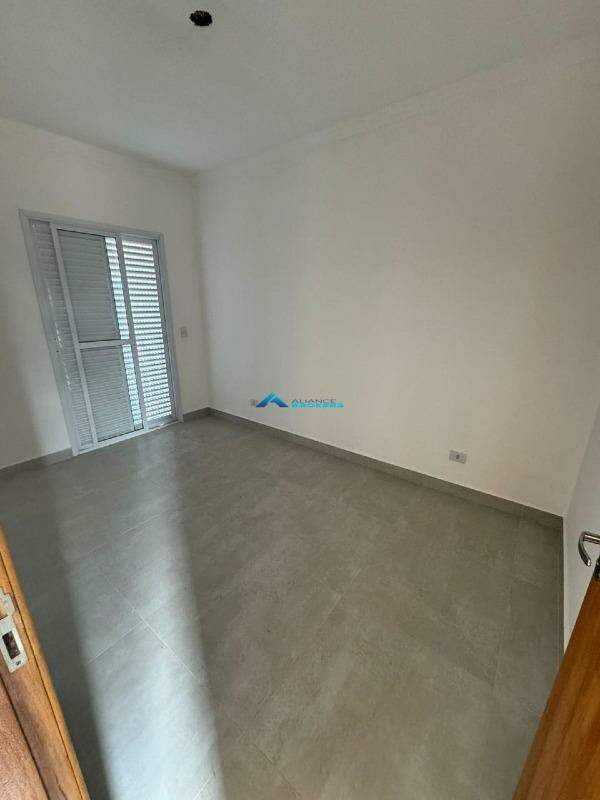 Casa à venda com 3 quartos, 101m² - Foto 13