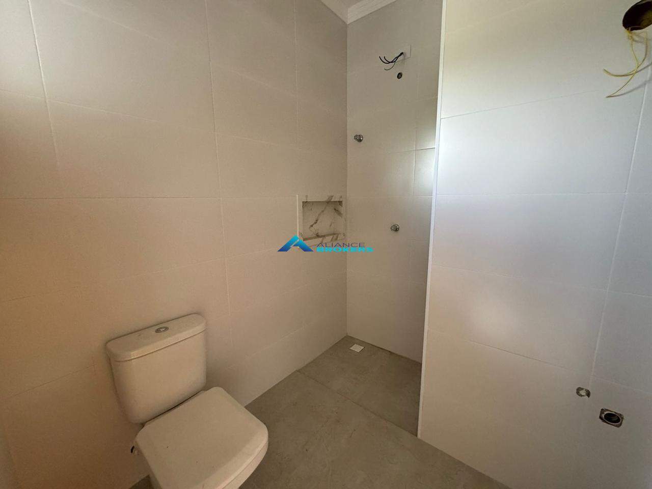 Casa à venda com 3 quartos, 101m² - Foto 10