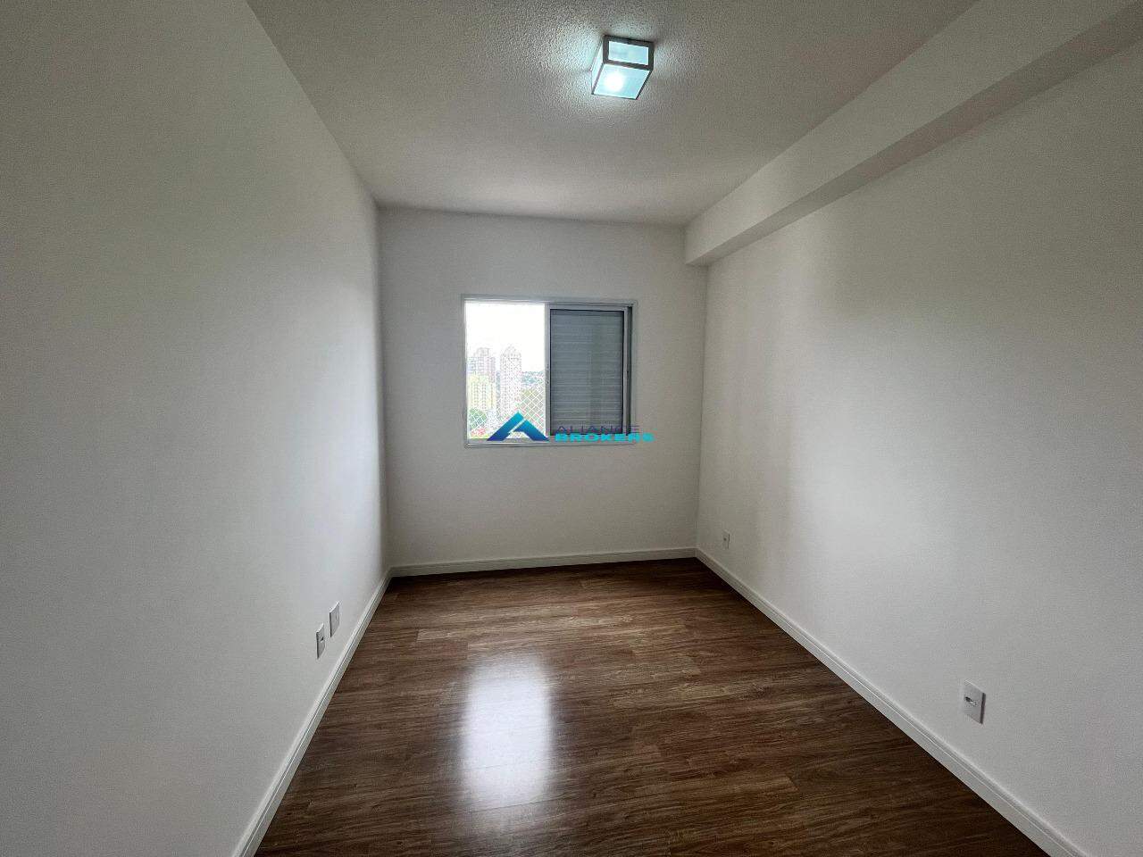 Apartamento para alugar com 2 quartos, 65m² - Foto 15