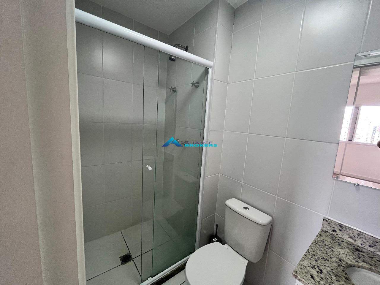 Apartamento para alugar com 2 quartos, 65m² - Foto 14