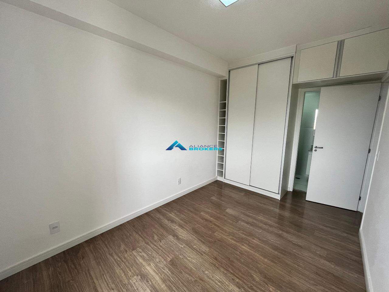 Apartamento para alugar com 2 quartos, 65m² - Foto 19