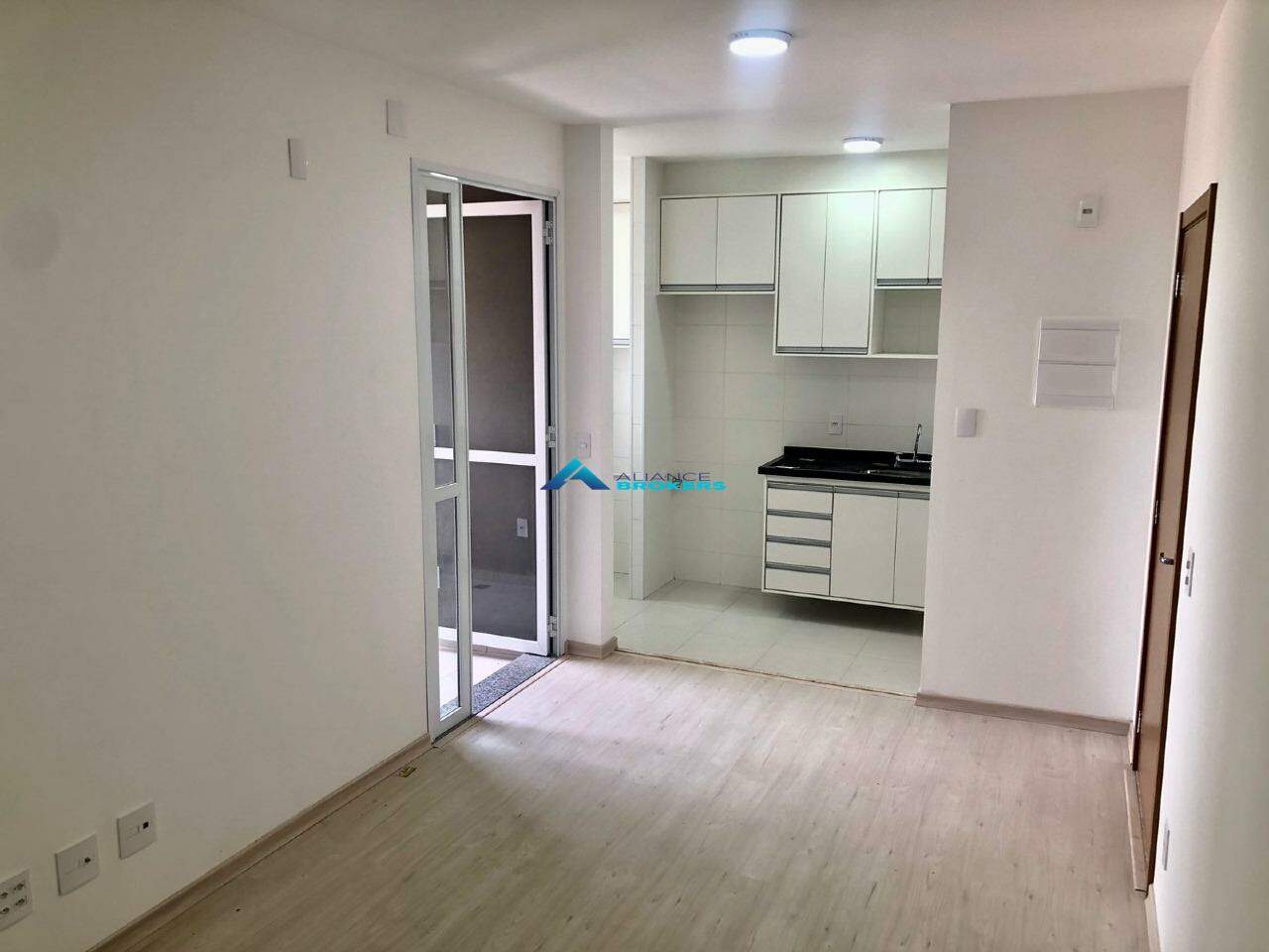 Apartamento para alugar com 2 quartos, 56m² - Foto 5