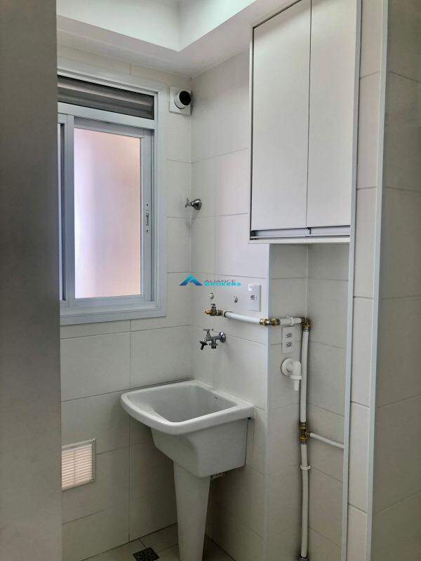 Apartamento para alugar com 2 quartos, 56m² - Foto 25