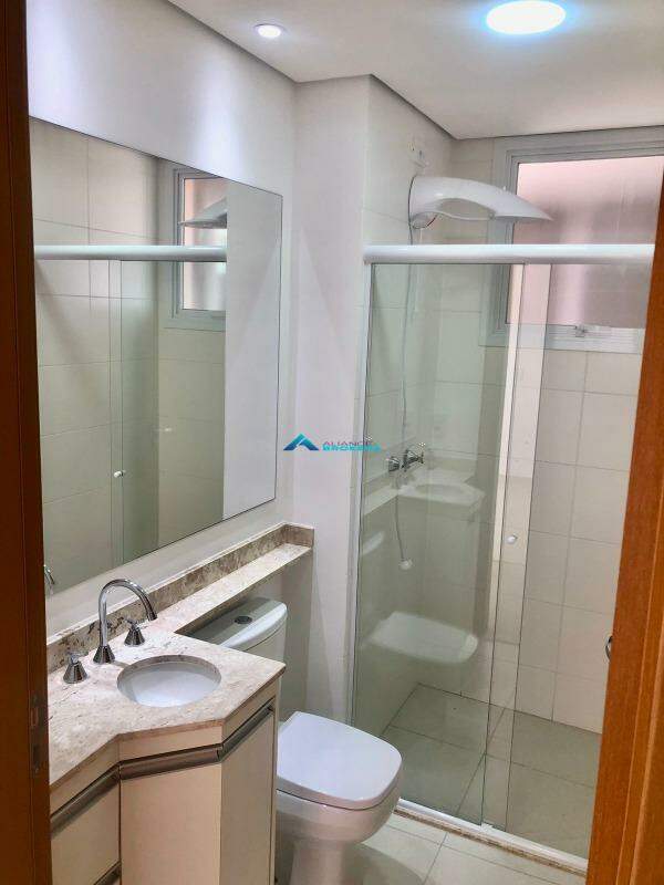 Apartamento para alugar com 2 quartos, 56m² - Foto 19