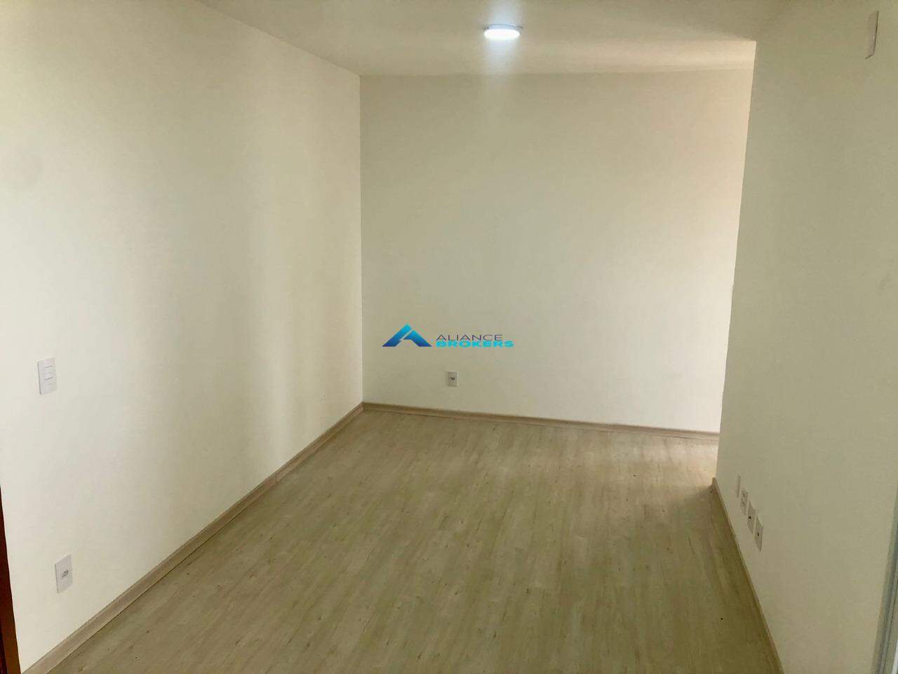 Apartamento para alugar com 2 quartos, 56m² - Foto 4