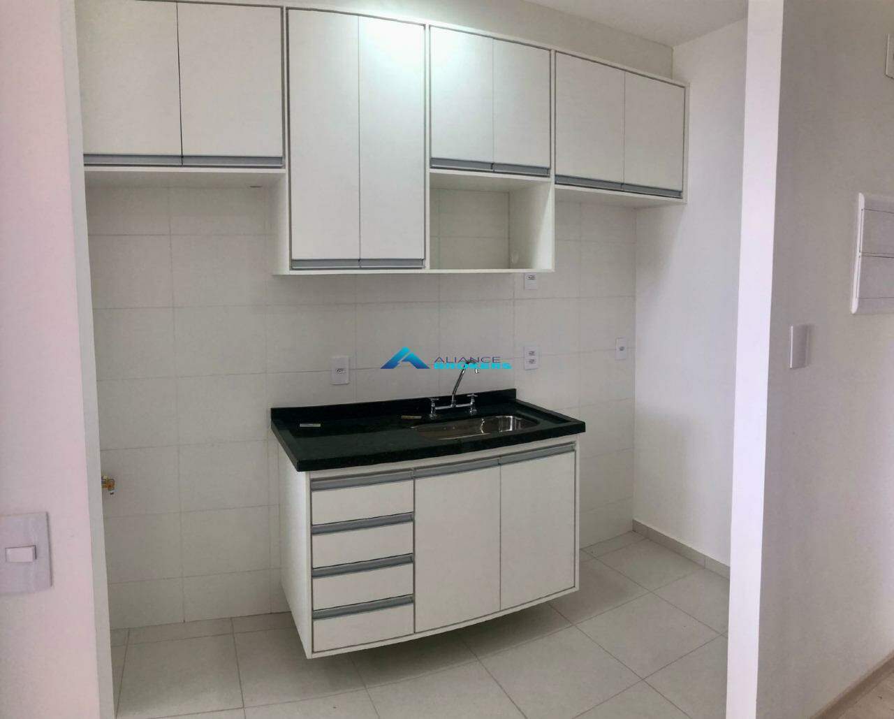 Apartamento para alugar com 2 quartos, 56m² - Foto 6