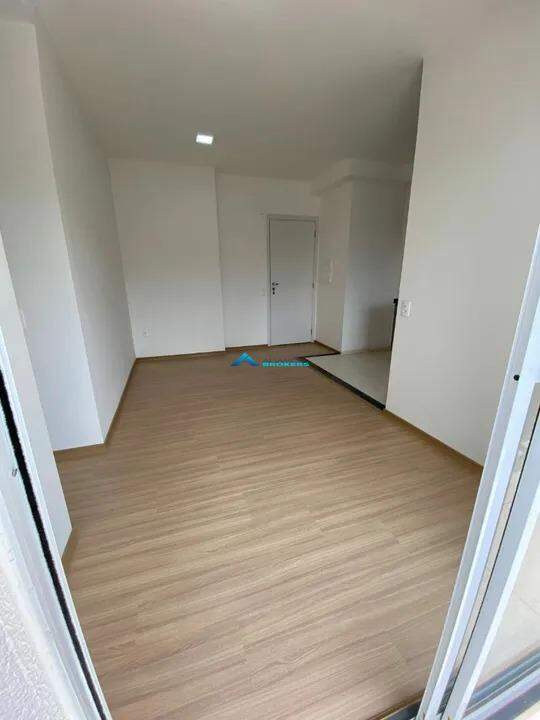 Apartamento à venda com 3 quartos, 60m² - Foto 6