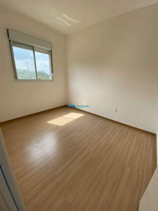 Apartamento à venda com 3 quartos, 60m² - Foto 5