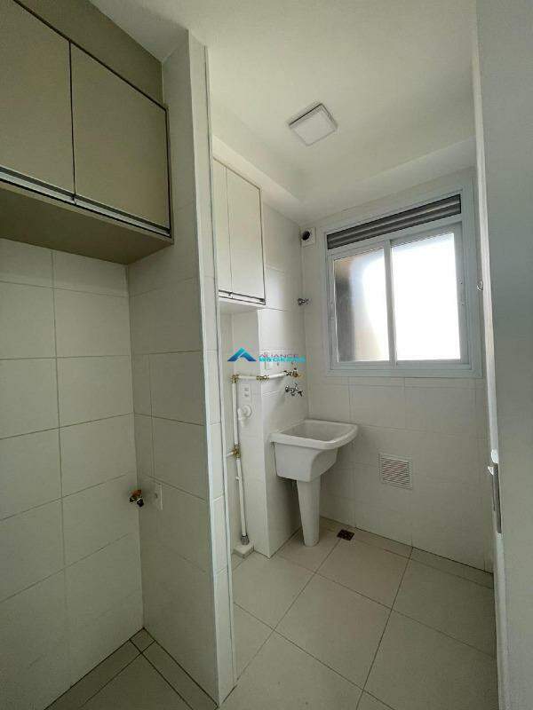 Apartamento para alugar, 56m² - Foto 9