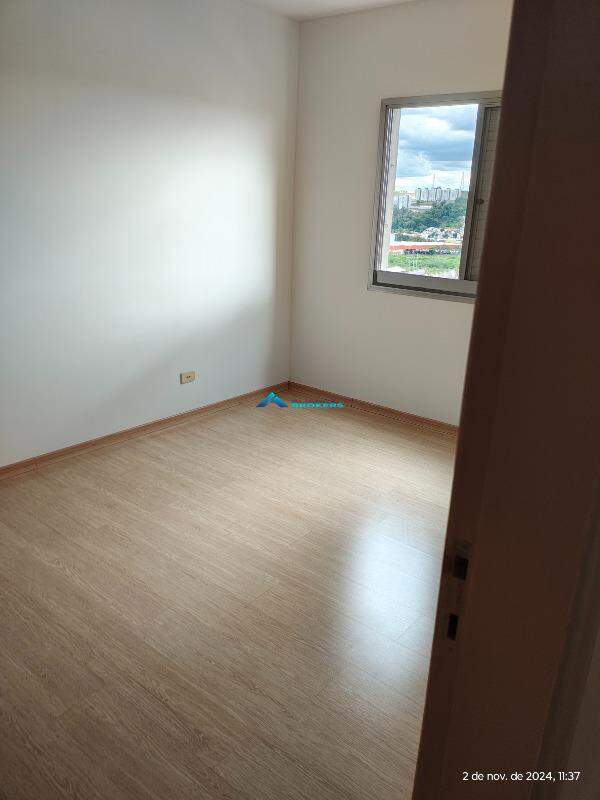 Apartamento para alugar com 2 quartos, 77m² - Foto 14