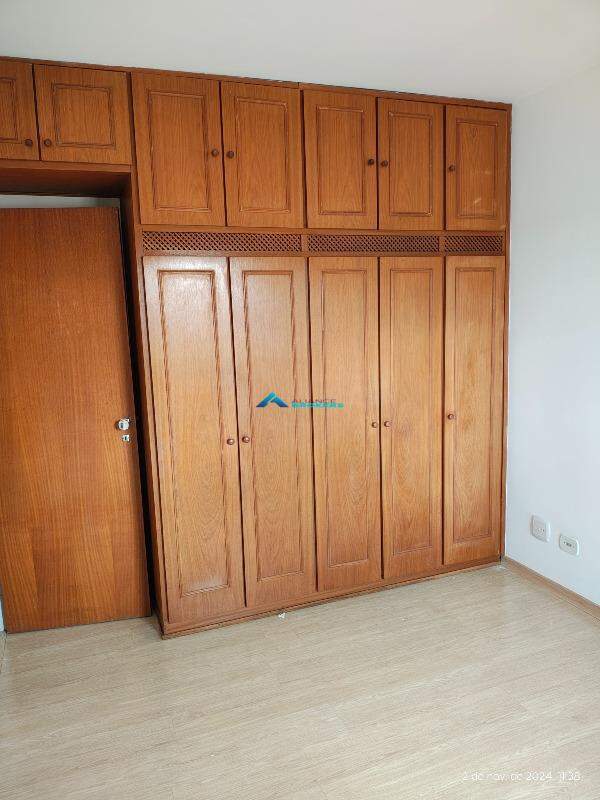 Apartamento para alugar com 2 quartos, 77m² - Foto 16