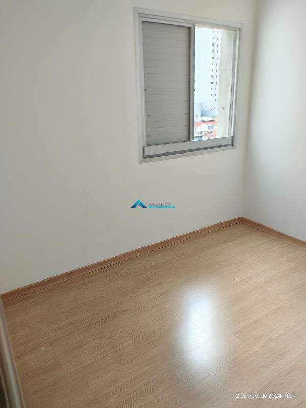 Apartamento para alugar com 2 quartos, 77m² - Foto 18