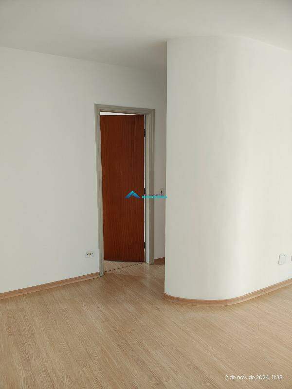 Apartamento para alugar com 2 quartos, 77m² - Foto 5