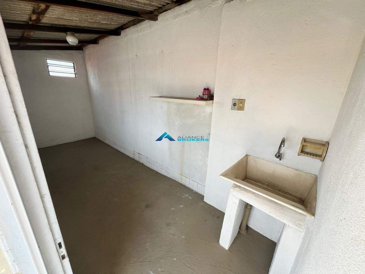 Casa para alugar com 3 quartos, 80m² - Foto 23