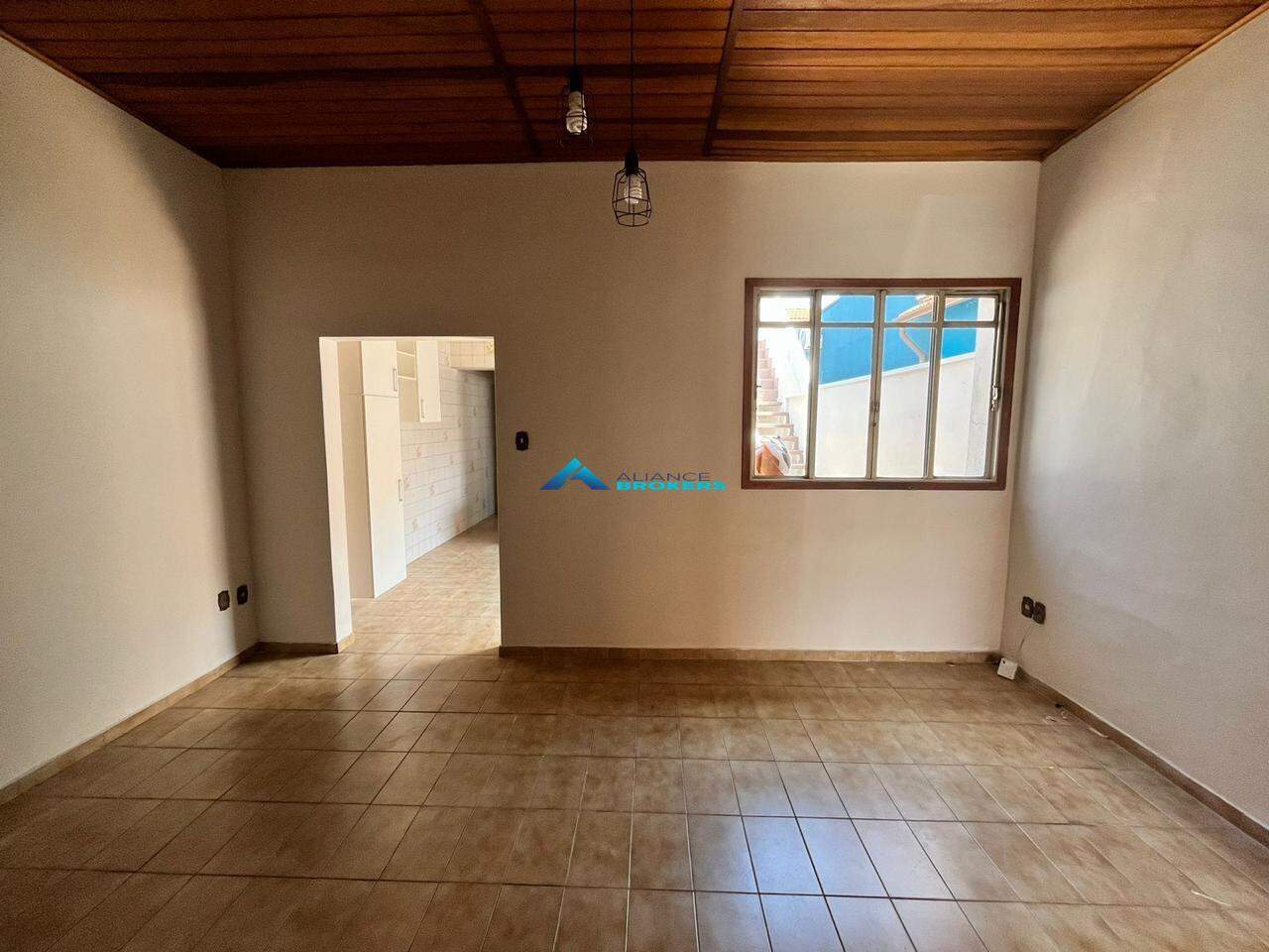 Casa para alugar com 3 quartos, 80m² - Foto 3